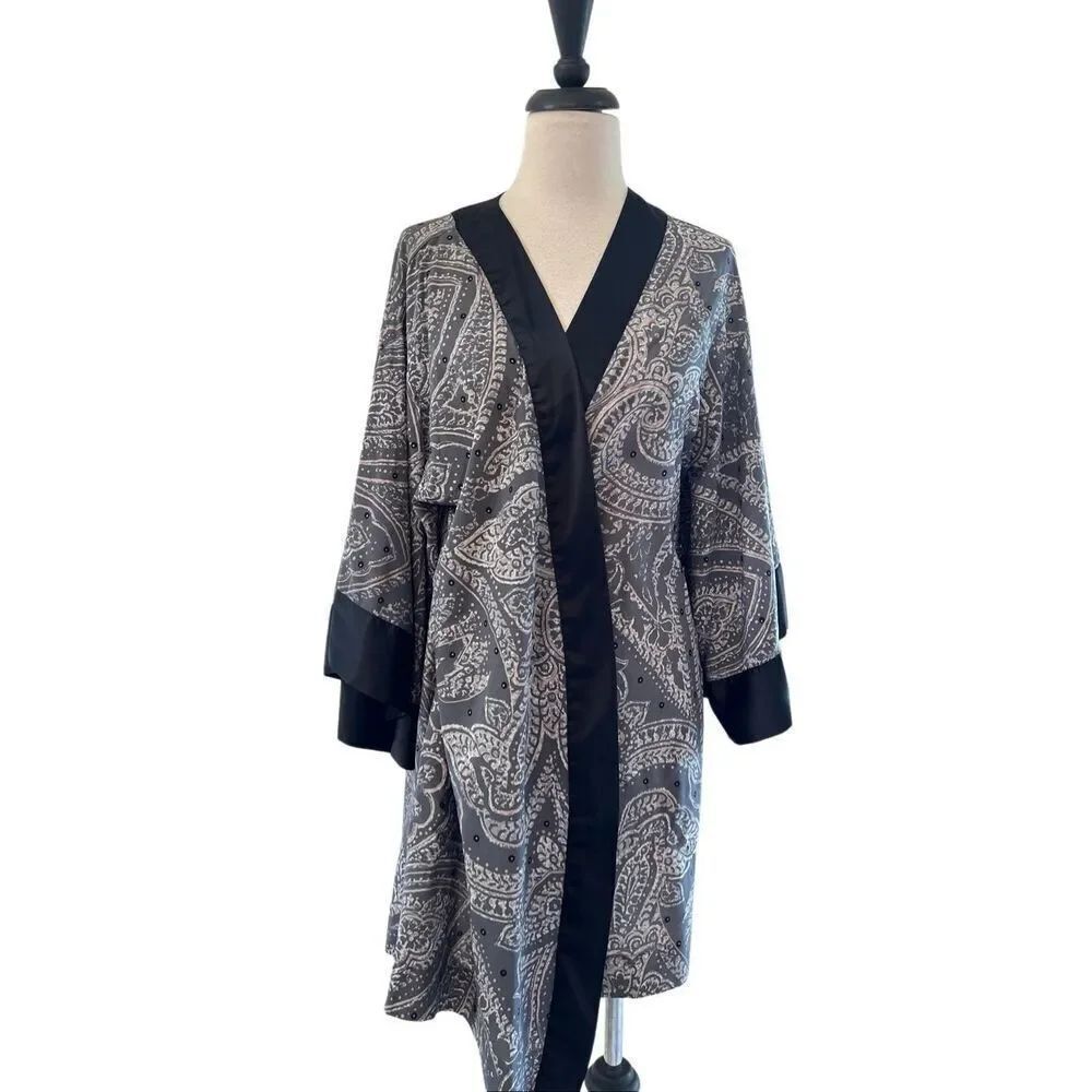 Soma Women's Foiled Chiffon Satin Paisley Short Robe Gray Black Size S/M